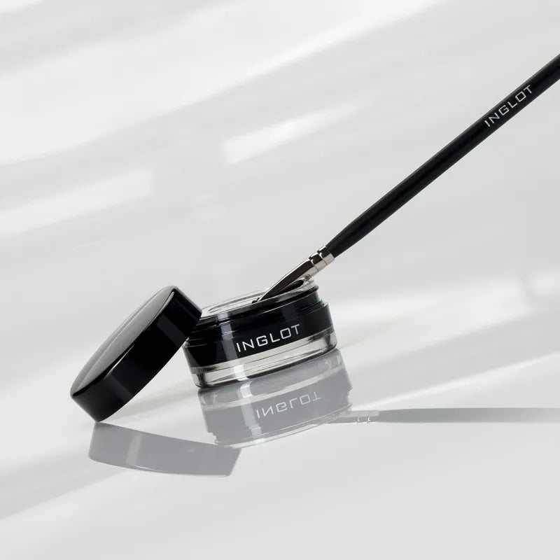 Gel eyeliner AMC Inglot